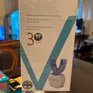 SaniWhite ‼️Teethwhite, is the Worlds First Fully Automatic Toothbrush NEW n BOX
